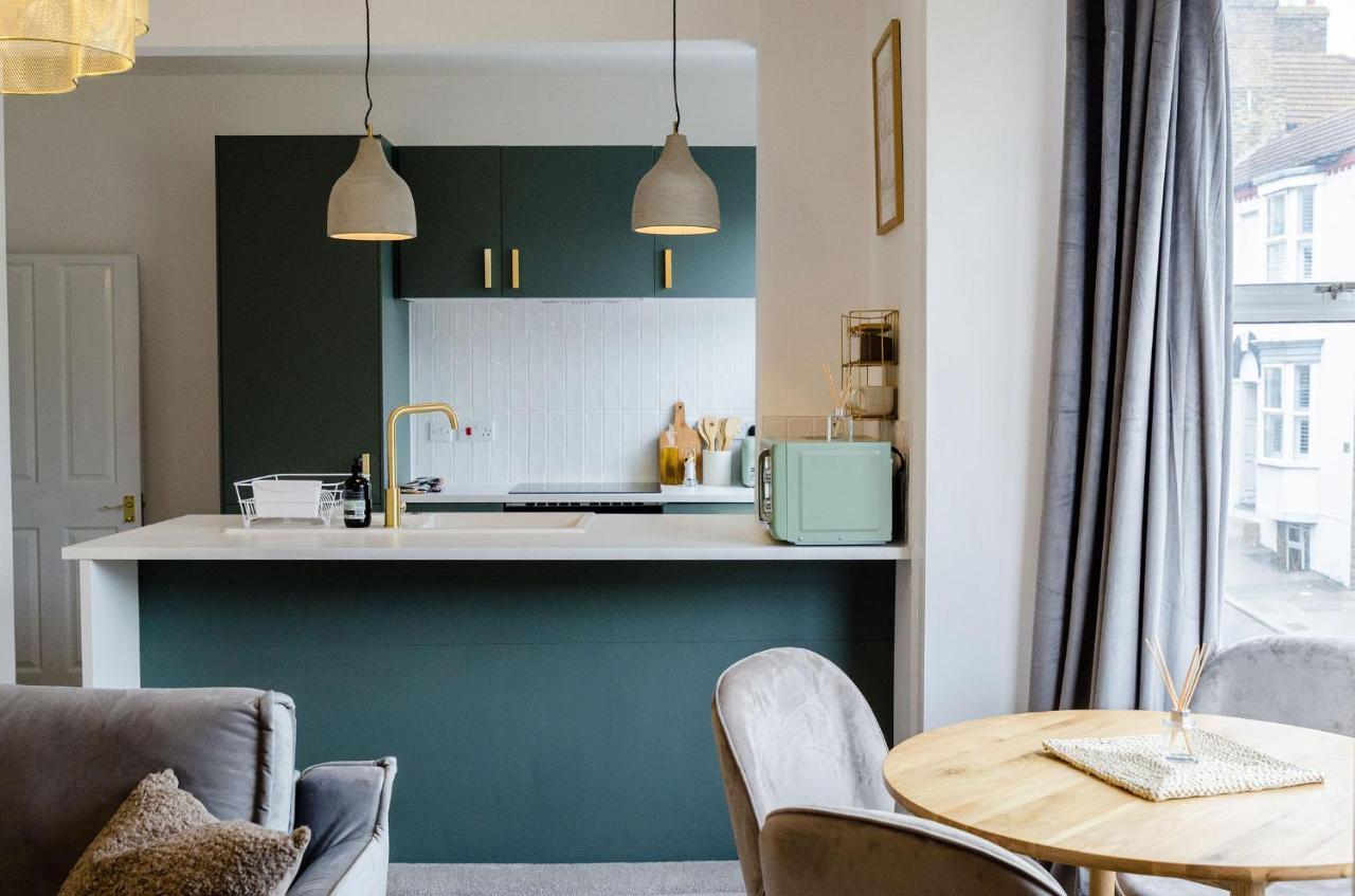 Central Chic Margate Apartment, Edge Of Old Town! Eksteriør billede